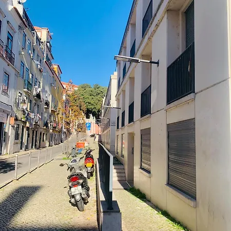 - Martim Moniz And Garage דירה ליסבון
