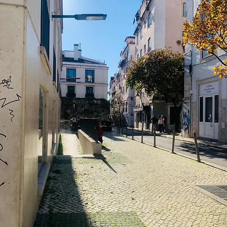 - Martim Moniz And Garage