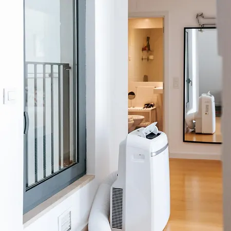 Apartment - Martim Moniz And Garage Lisbon