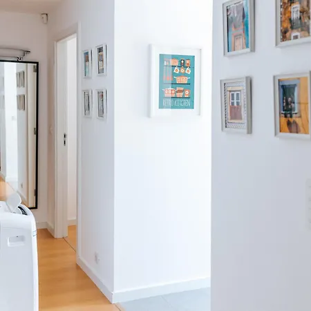 Apartment - Martim Moniz And Garage *