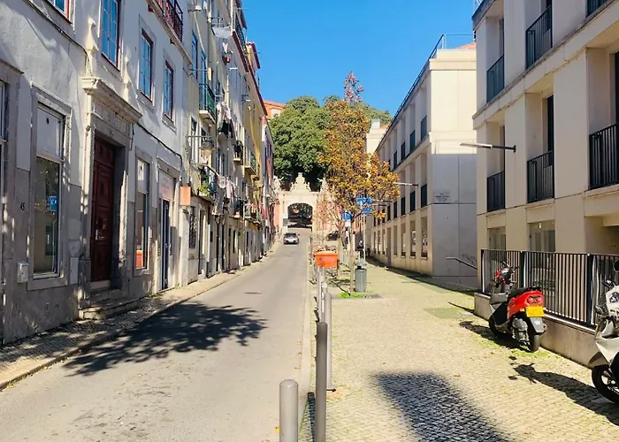 - Martim Moniz And Garage *